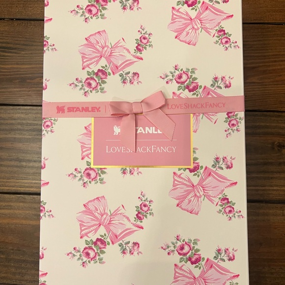 Love Shack Fancy x Stanley - Picture 2 of 4